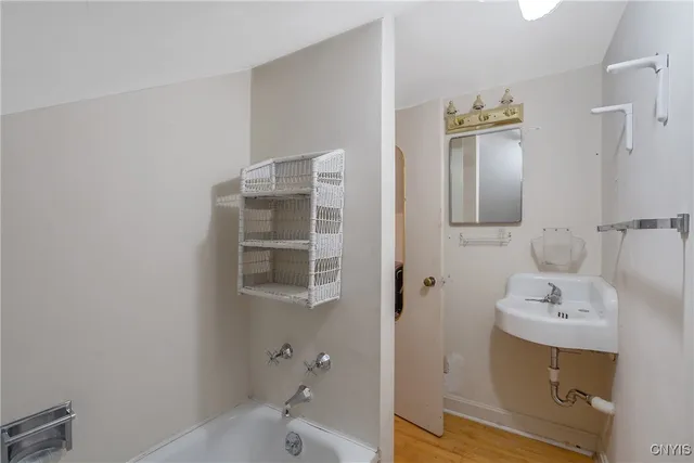 $319,900 | 4985 Fayetteville Manlius Road, Manlius, NY 13104