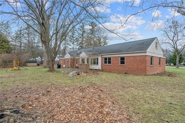 $319,900 | 4985 Fayetteville Manlius Road, Manlius, NY 13104