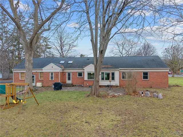 $319,900 | 4985 Fayetteville Manlius Road, Manlius, NY 13104