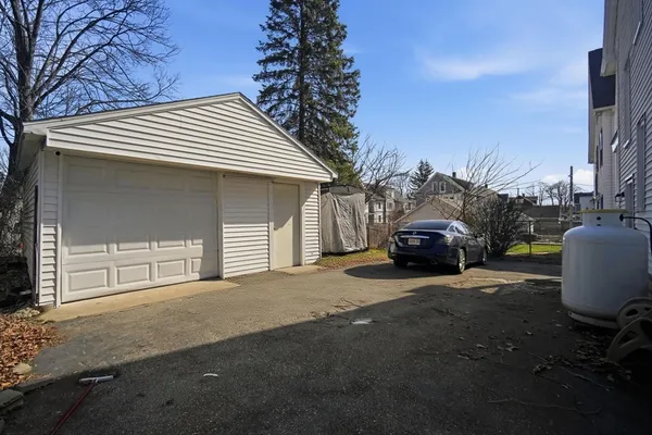 $389,000 | 67-69 Longwood Avenue, Holyoke, MA 01040