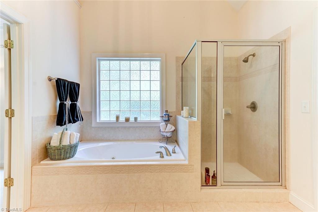6003 Dunvagen Court Oak Ridge, NC 27310 - Photo 18 of 30