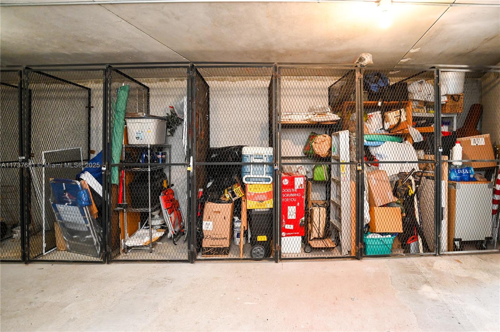 4110 Oakridge V, Unit 4110 Deerfield Beach, FL 33442 - Photo 44 of 63 a view of water fountain