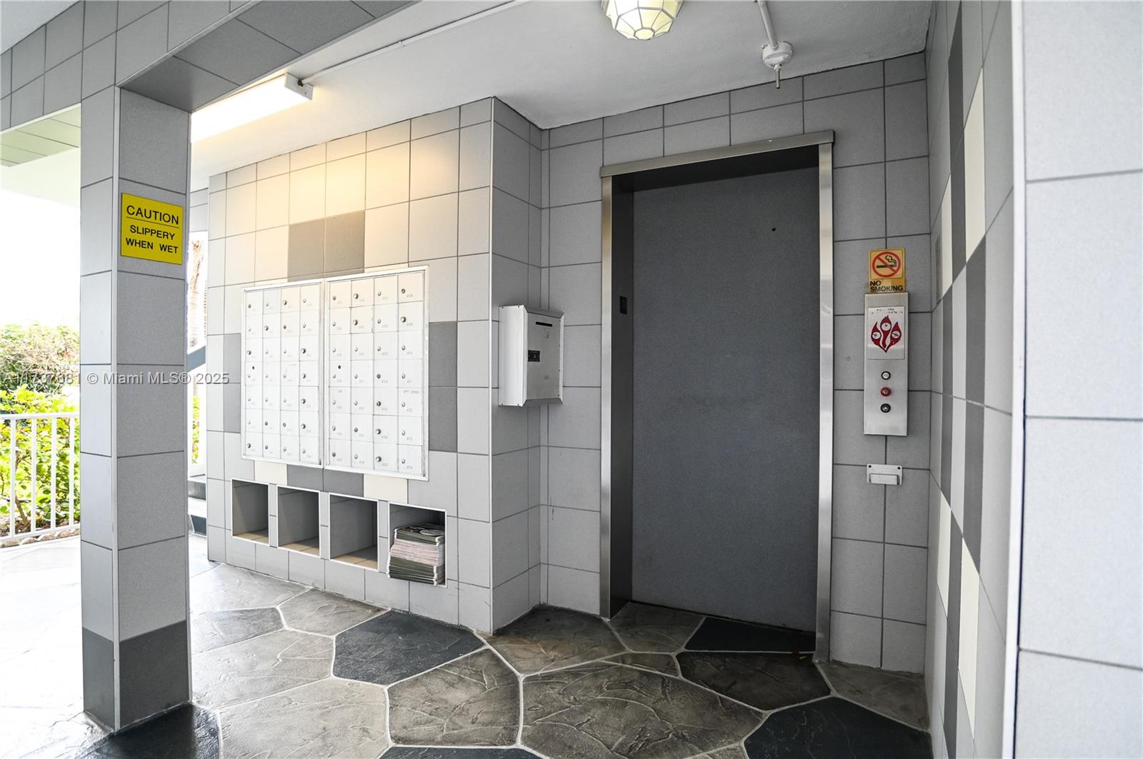 4110 Oakridge V, Unit 4110 Deerfield Beach, FL 33442 - Photo 46 of 63