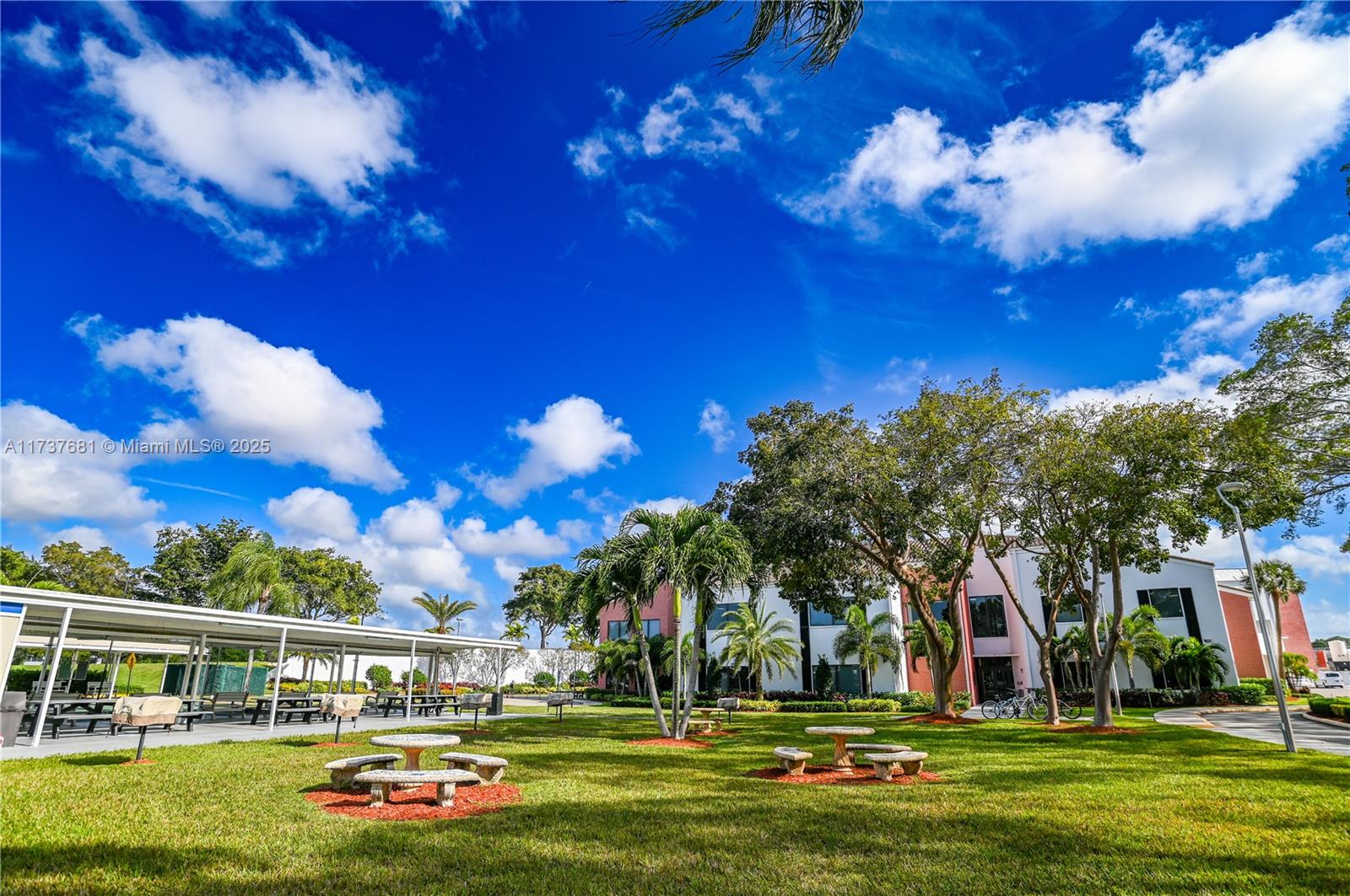 4110 Oakridge V, Unit 4110 Deerfield Beach, FL 33442 - Photo 57 of 63