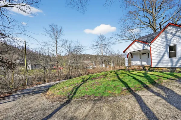 $185,000 | 11991 Indian Lane, Aurora, IN 47001