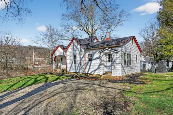 $185,000 | 11991 Indian Lane, Aurora, IN 47001