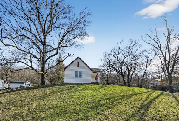 $185,000 | 11991 Indian Lane, Aurora, IN 47001