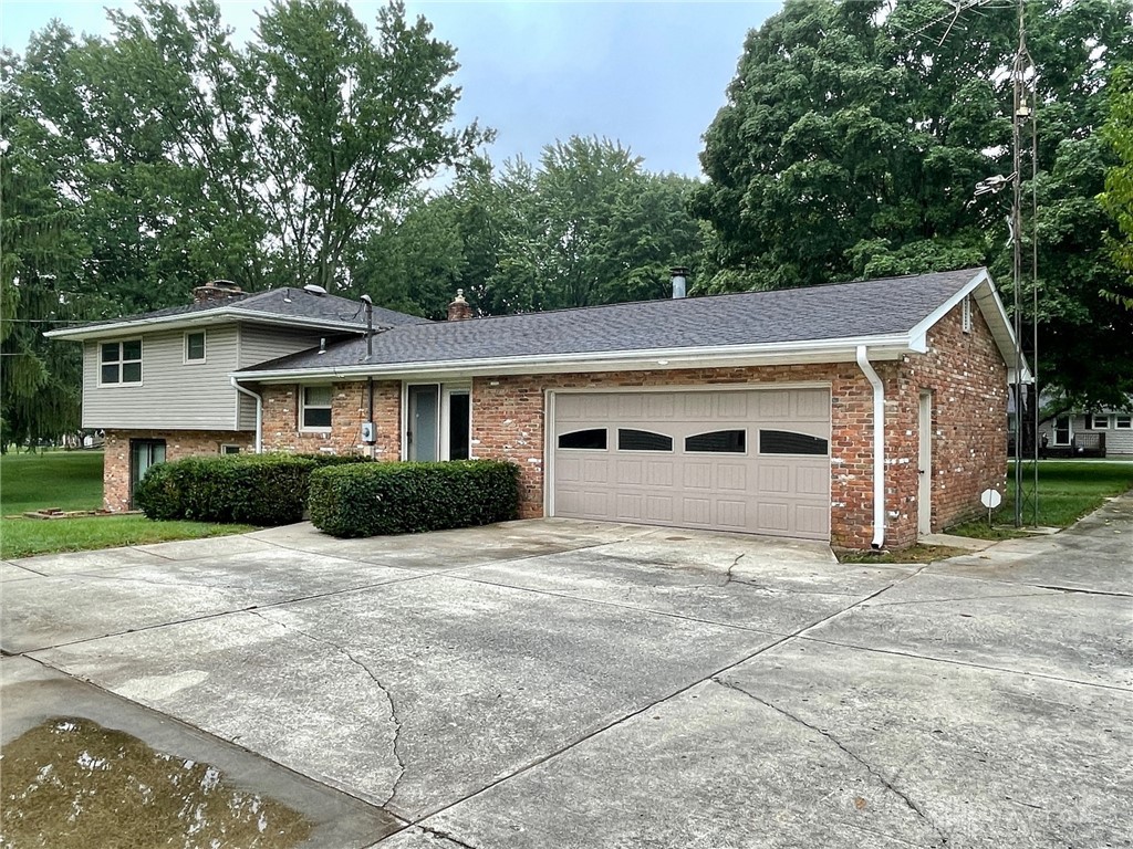 170 Oaksmere Road Springfield, OH 45503 - Photo 4 of 24