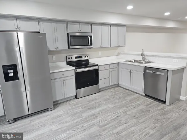 $2,050 | 203 Fairfax Lane, Dover, DE 19901