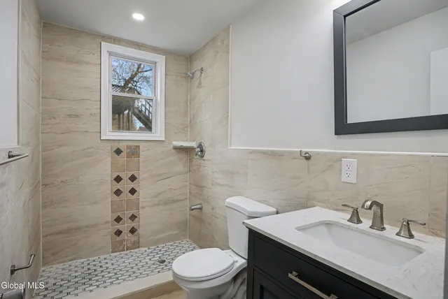 $424,900 | 332 Georgetta Dix Plaza, Schenectady, NY 12307