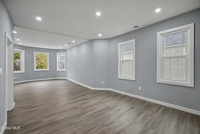 $424,900 | 332 Georgetta Dix Plaza, Schenectady, NY 12307