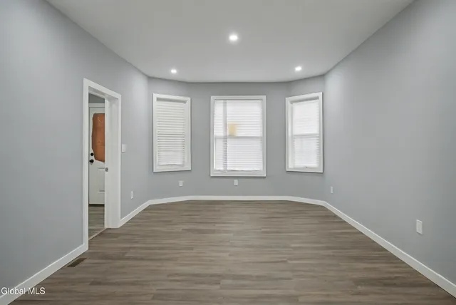 $424,900 | 332 Georgetta Dix Plaza, Schenectady, NY 12307