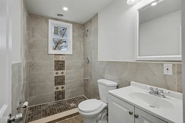 $424,900 | 332 Georgetta Dix Plaza, Schenectady, NY 12307