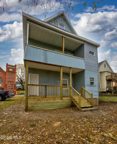 $424,900 | 332 Georgetta Dix Plaza, Schenectady, NY 12307