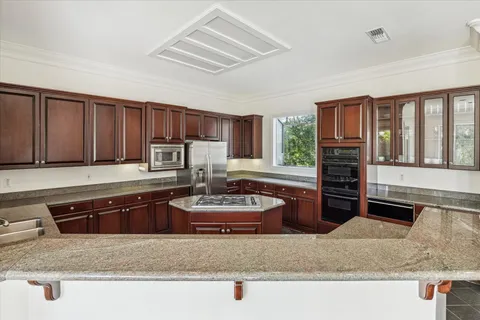 $2,695,000 | 10243 Pineland Drive, Houston, TX 77024