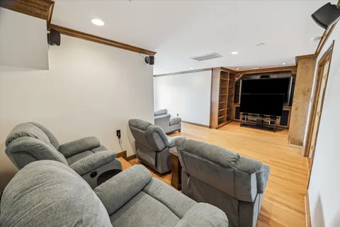 $2,695,000 | 10243 Pineland Drive, Houston, TX 77024