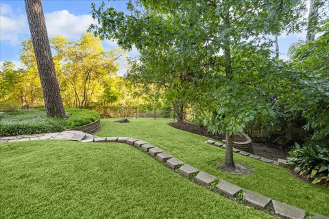 $2,695,000 | 10243 Pineland Drive, Houston, TX 77024