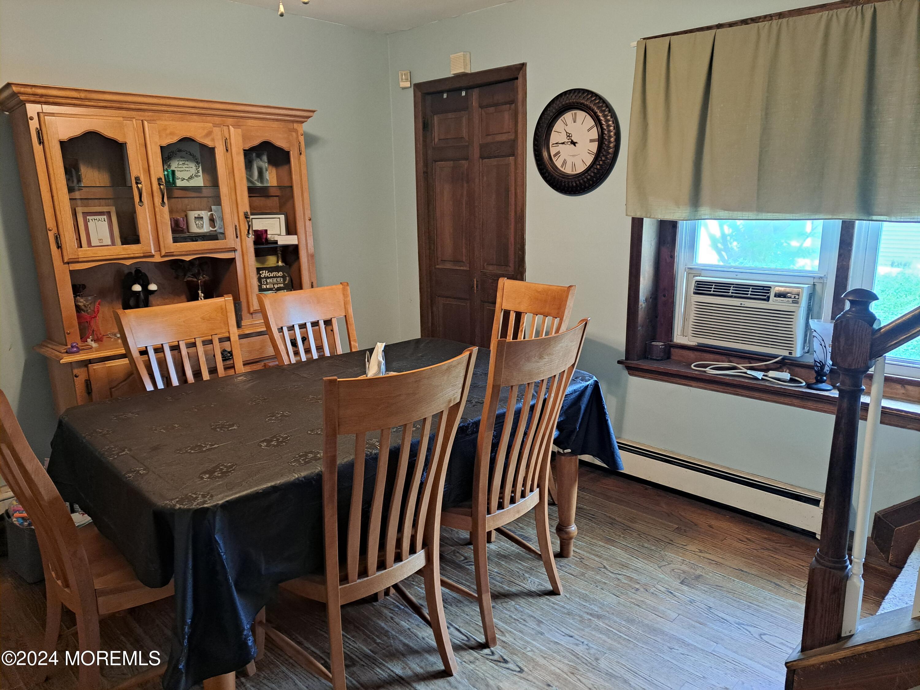 404 Dover Road Toms River, NJ 08757 - Photo 14 of 40 DINING ROOM 1
