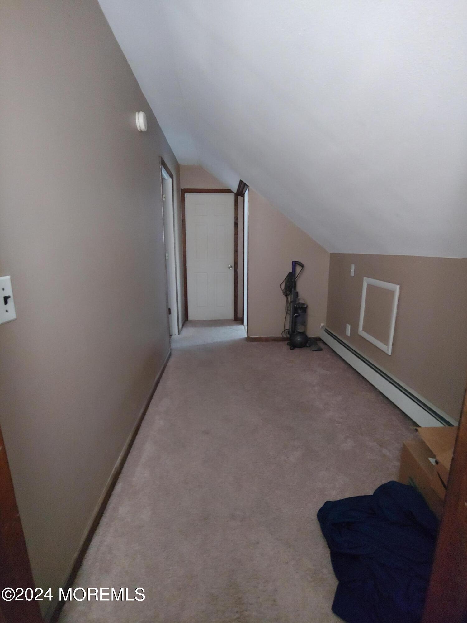 404 Dover Road Toms River, NJ 08757 - Photo 24 of 40 2nd FL HALL
