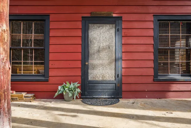 $800,000 | 595 Deerfield Valley Road, West Augusta, VA 24485