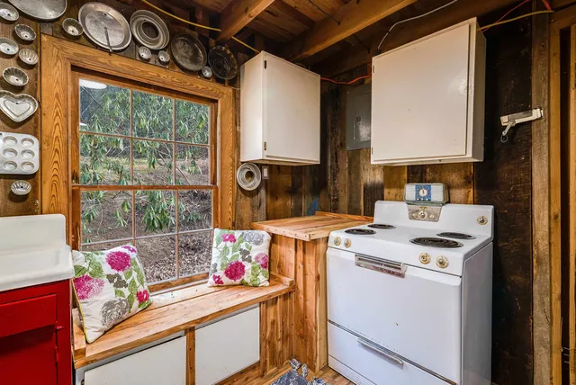 $800,000 | 595 Deerfield Valley Road, West Augusta, VA 24485