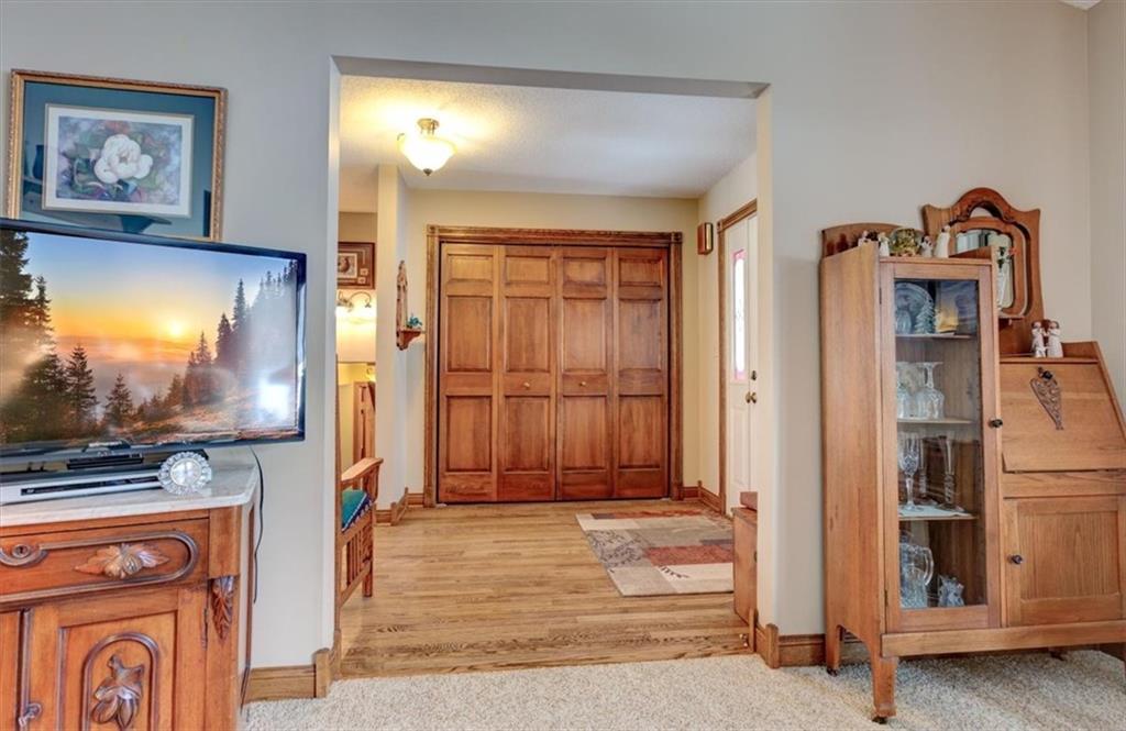 N4309 County Rd Y Menomonie, WI 54751 - Photo 6 of 60