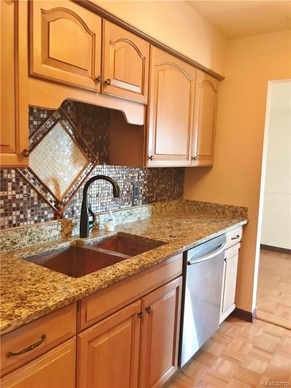 30038 West 12 Mile Road Farmington, MI 48334 - Photo 7 of 26