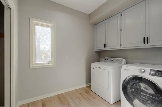 $479,900 | 116 The Woodlands Drive, Gladstone, MO 64119