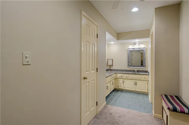 $479,900 | 116 The Woodlands Drive, Gladstone, MO 64119