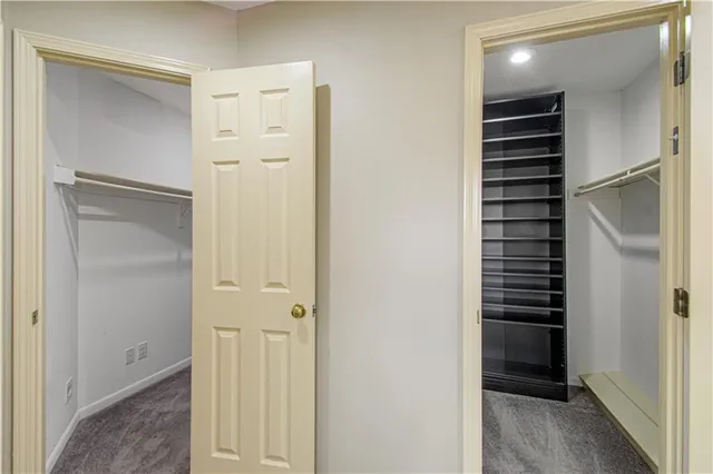 $479,900 | 116 The Woodlands Drive, Gladstone, MO 64119