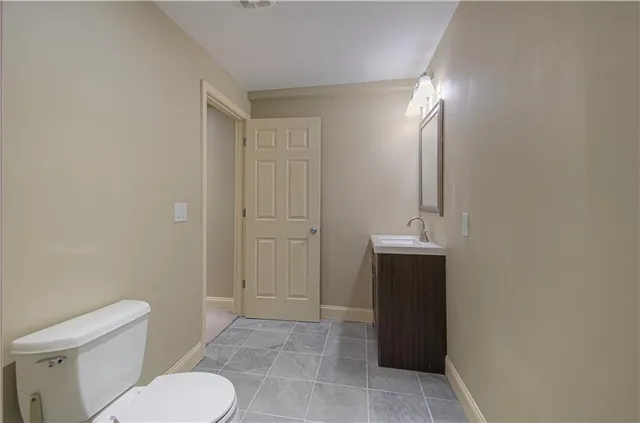 $479,900 | 116 The Woodlands Drive, Gladstone, MO 64119