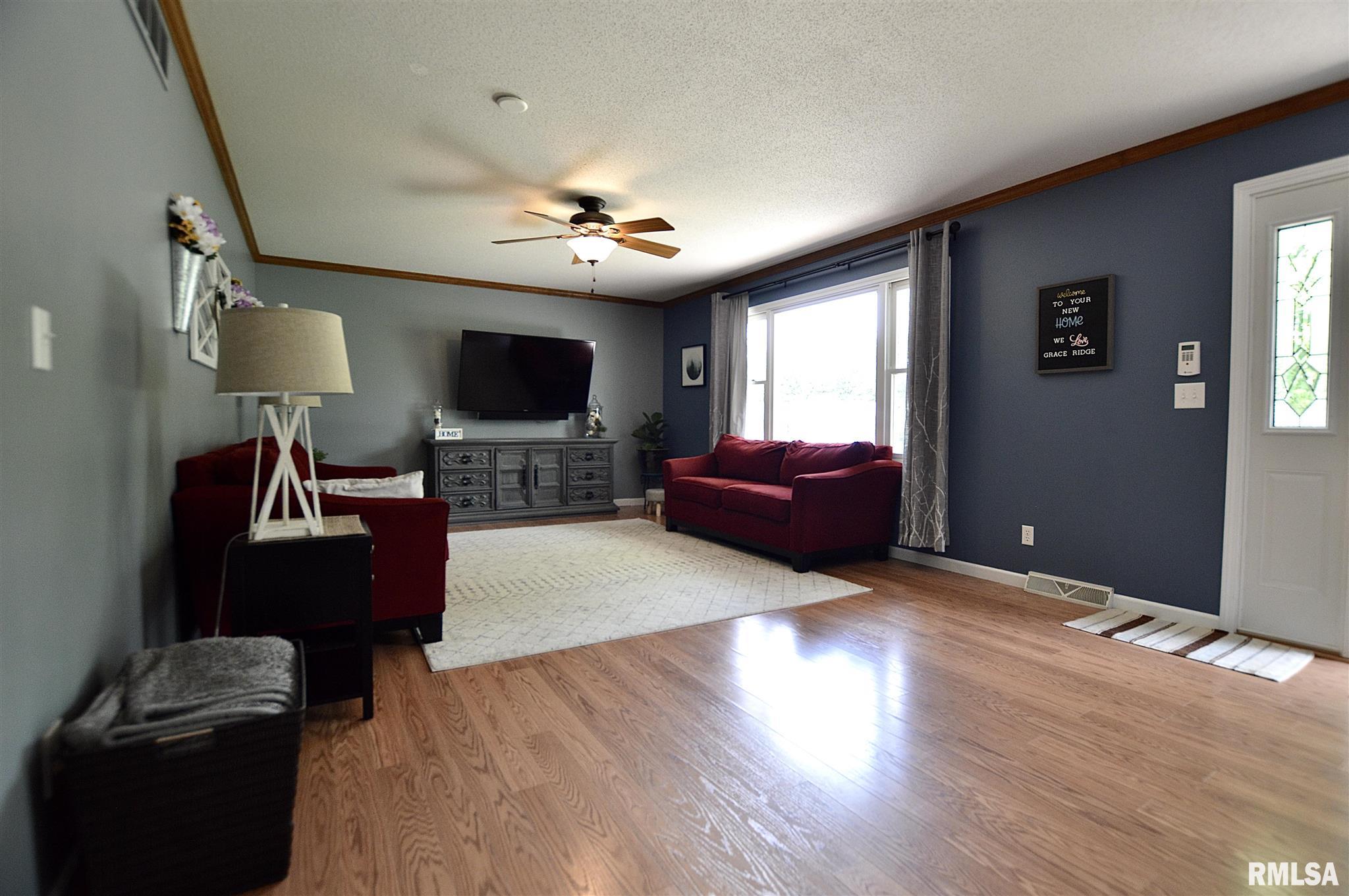 1650 Grace Ridge Road New Berlin, IL 62670 - Photo 8 of 50 Gallery Image 8