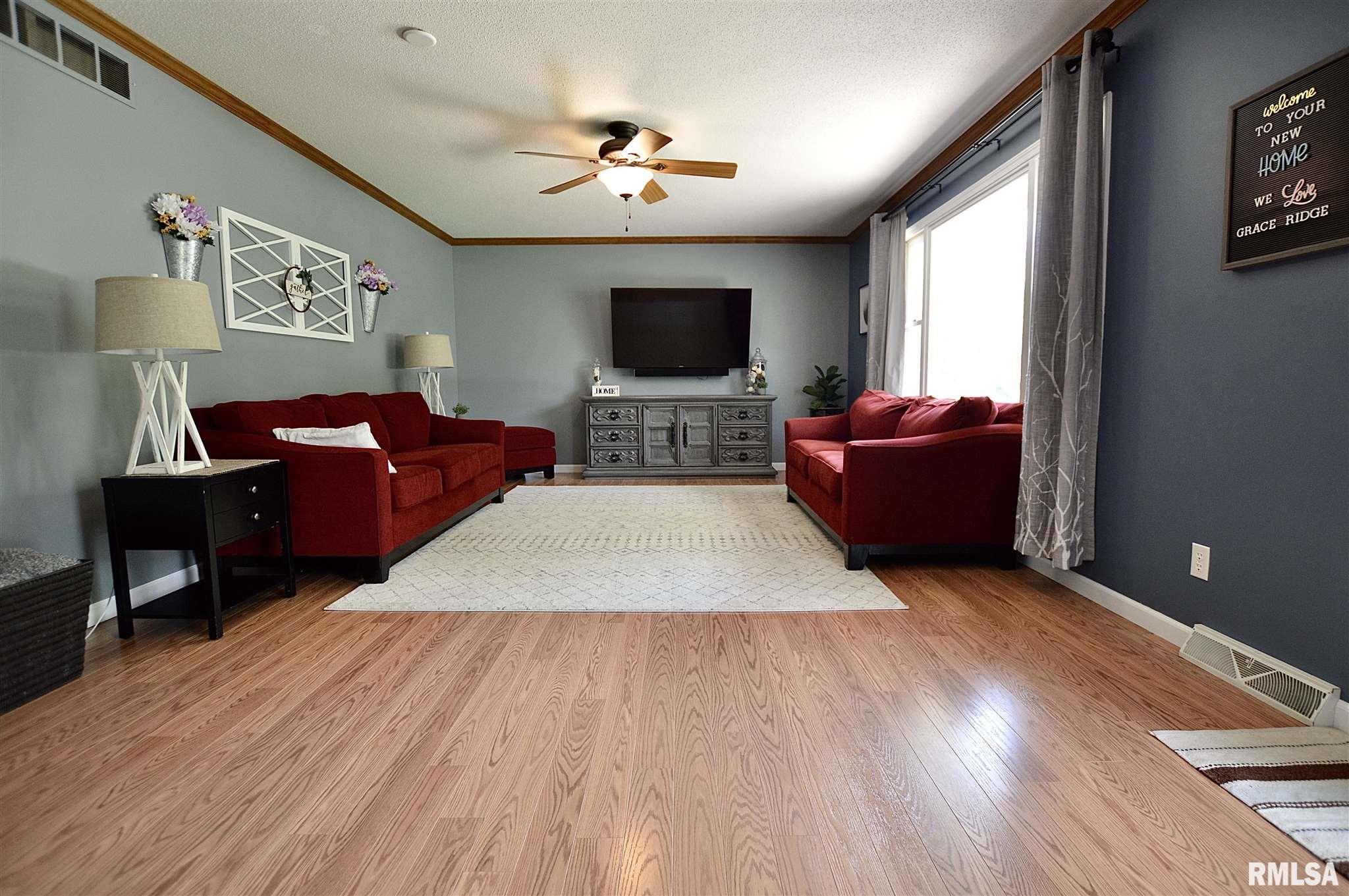 1650 Grace Ridge Road New Berlin, IL 62670 - Photo 9 of 50 Gallery Image 9
