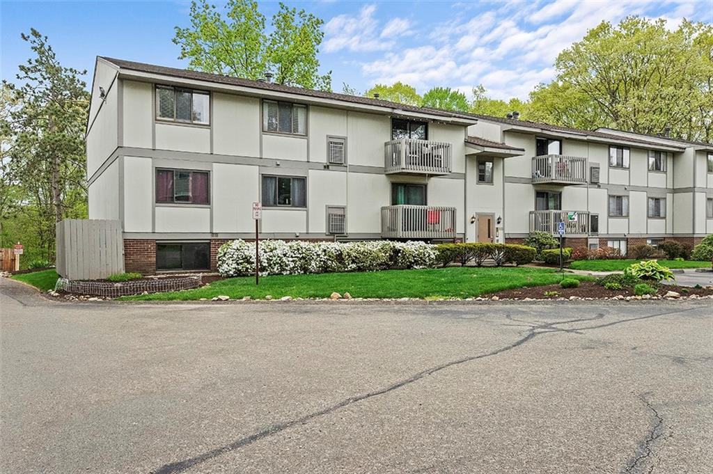 505 Hunters Path Road, Unit 13 Bridgeville, PA 15017 - Photo 1 of 20 Gallery Image 1