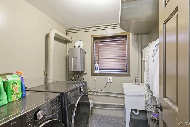 $299,900 | 343-351 Upton Road, Sandy Creek, NY 13142