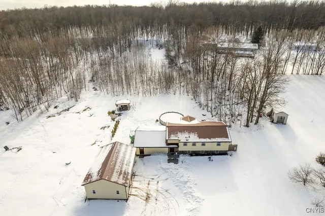 $299,900 | 343-351 Upton Road, Sandy Creek, NY 13142