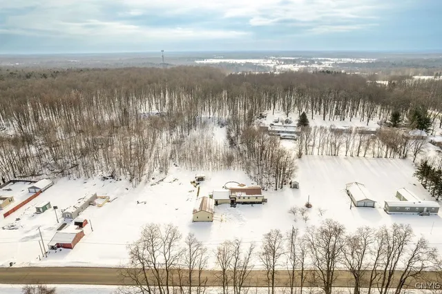 $299,900 | 343-351 Upton Road, Sandy Creek, NY 13142