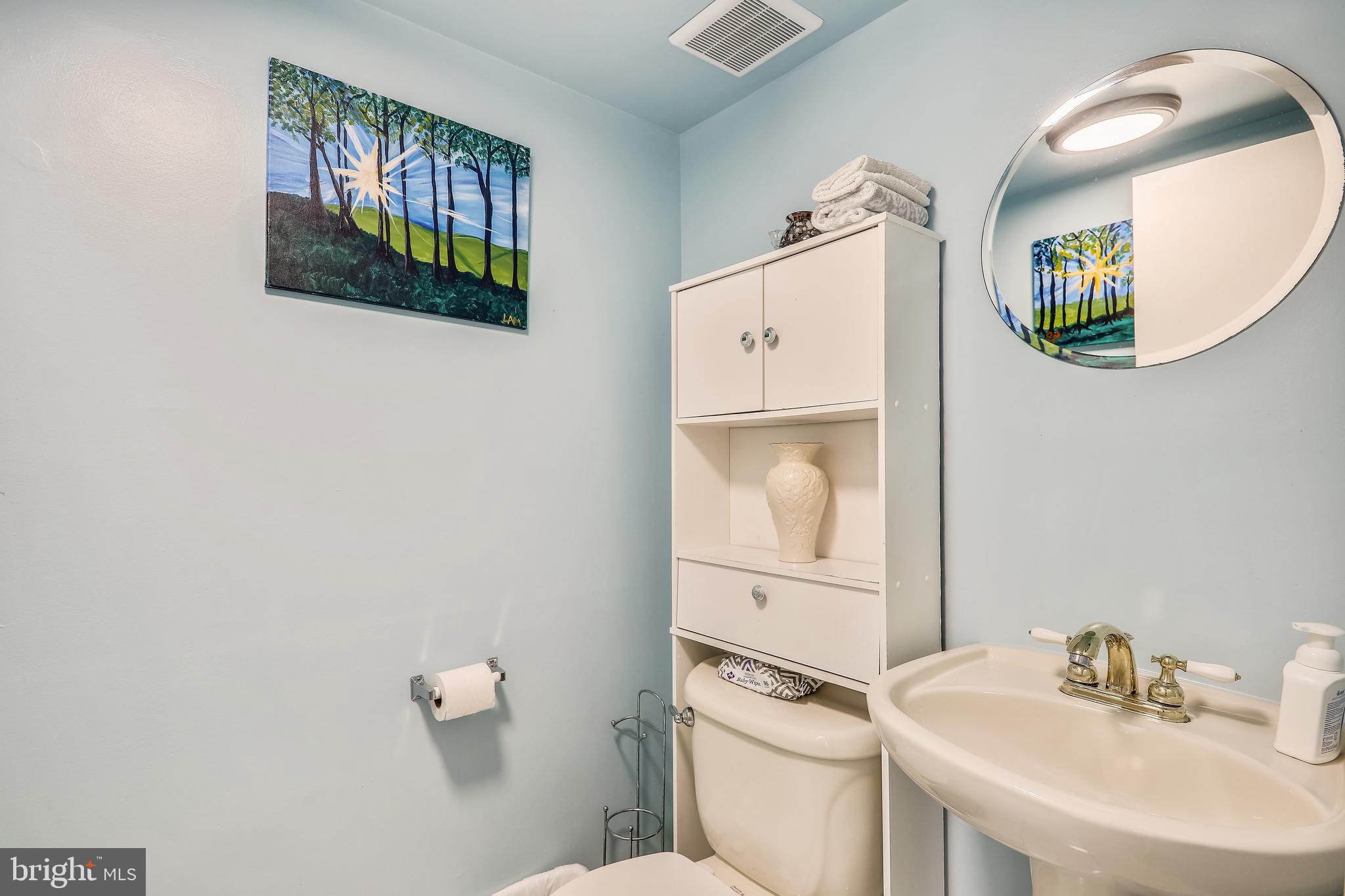 12205 Pheasant Run Drive Laurel, MD 20708 - Photo 5 of 25 Gallery Image 5
