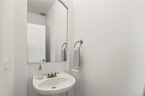 $824,399 | 1701 South Poplar Way, Denver, CO 80224