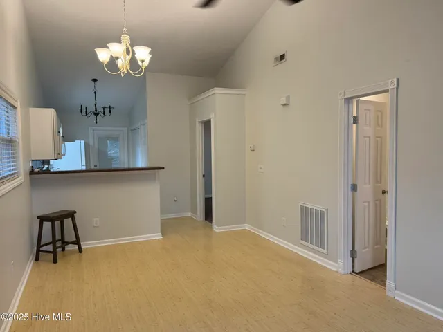 $1,595 | 821 Summer Tree Lane, Wilmington, NC 28412