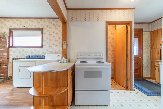 $169,900 | 62 Highland Avenue, Troy, VT 05859