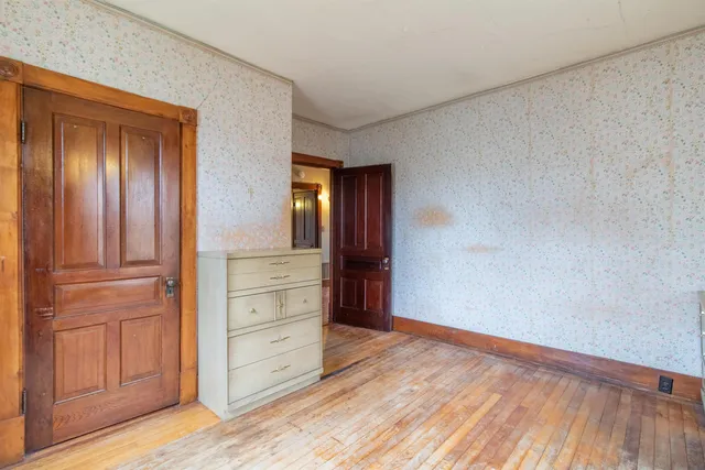 $169,900 | 62 Highland Avenue, Troy, VT 05859