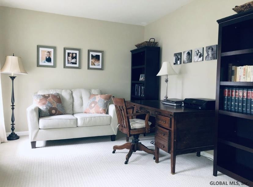 28 Old Ox Road Bethlehem, NY 12054 - Photo 6 of 22 Photo 6