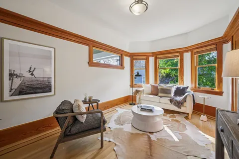 $2,289,000 | 3833 Lakeshore Avenue, Oakland, CA 94610