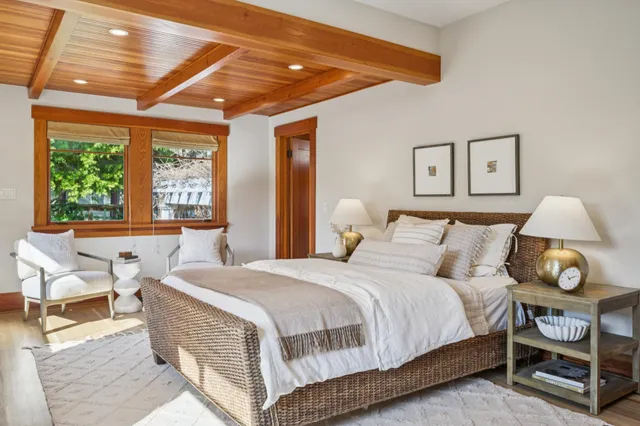 $2,289,000 | 3833 Lakeshore Avenue, Oakland, CA 94610