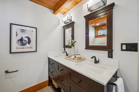 $2,289,000 | 3833 Lakeshore Avenue, Oakland, CA 94610