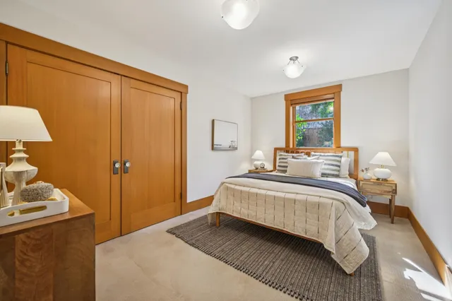 $2,289,000 | 3833 Lakeshore Avenue, Oakland, CA 94610