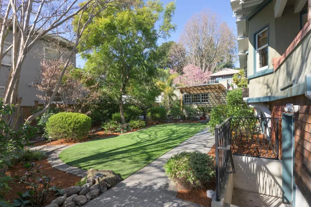 $2,289,000 | 3833 Lakeshore Avenue, Oakland, CA 94610