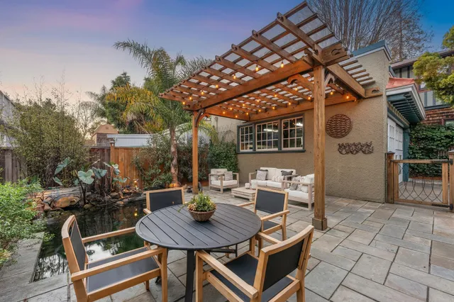 $2,289,000 | 3833 Lakeshore Avenue, Oakland, CA 94610