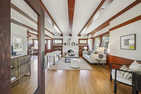 $2,289,000 | 3833 Lakeshore Avenue, Oakland, CA 94610